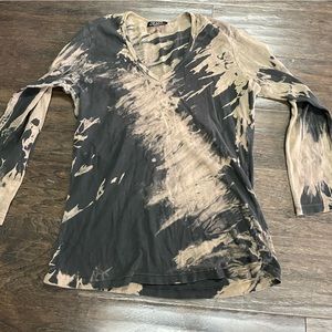 Tryst Tye Dye V neck